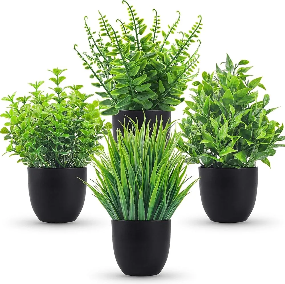 نباتات اصطناعية صغيرة 4 قطع بأصص سوداء مقاومة للماء Generic